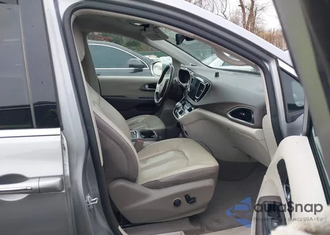 2019 Chrysler Pacifica Touring L Plus from USA, damaged, VIN 2C4RC1EG7KR629001